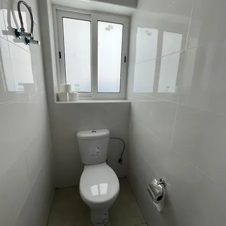 R1 Rn Retreat * St. Paul's Bay