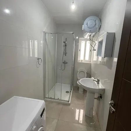 R1 Rn Retreat St. Paul's Bay