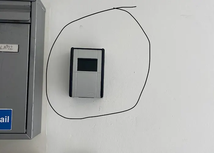 R1 Rn Retreat * St. Paul's Bay